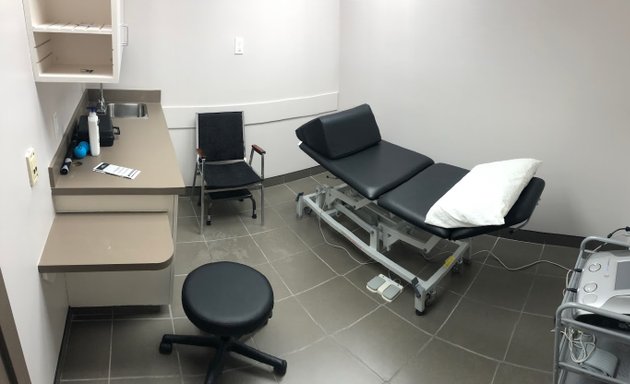 Photo of Motion Focus & Sports Clinic Inc