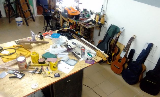 Foto de luthier "Laccifer"