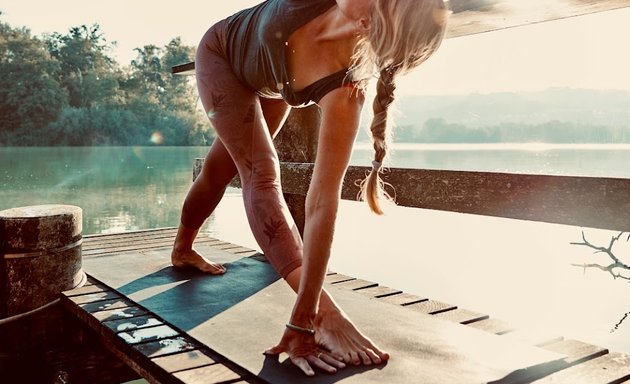 Foto von Katharina Kirchner Sonnengruss - Yoga meets Coaching