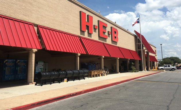 Photo of H-E-B Pharmacy