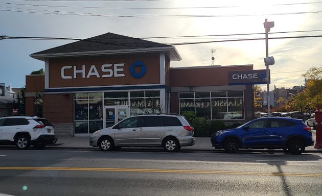 Photo of Chase Bank