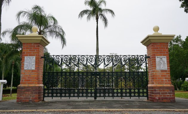 Photo of Toowong Memorial Park