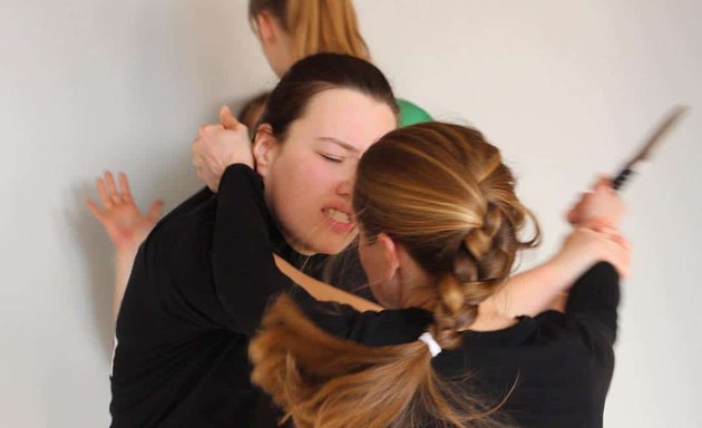 Foto von Strike First Krav Maga