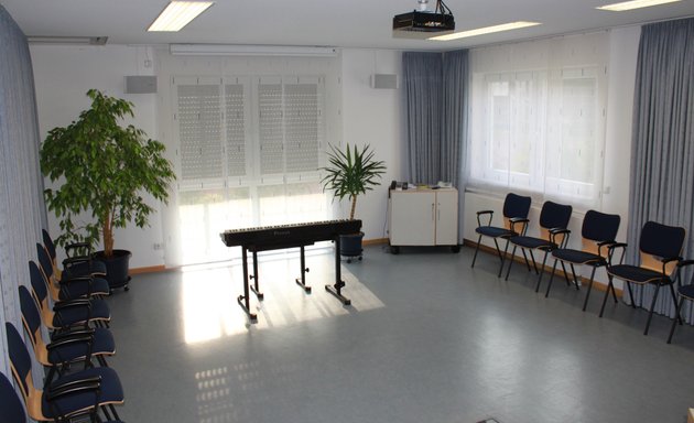 Foto von Schule für Musik, Gesang und darstellende Künste Dominik Heinz