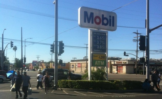 Photo of Mobil