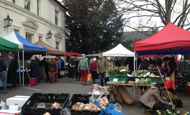 Photo of Barnes Collectors Market