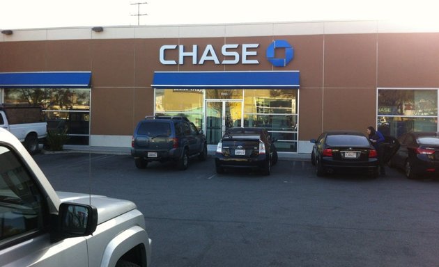 Photo of Chase Bank