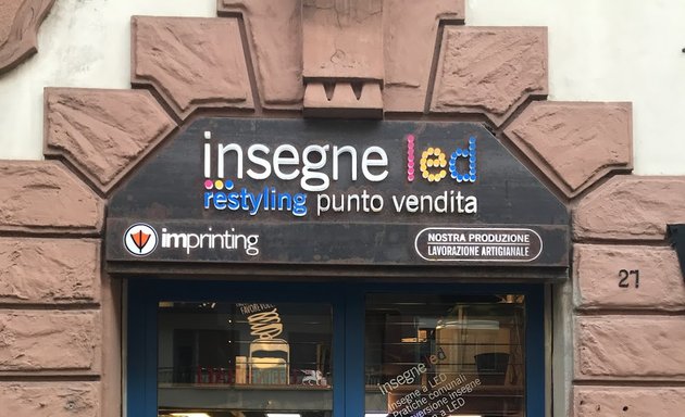 foto Imprinting - Restyling Punto Vendita Roma