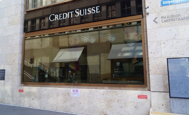 Foto von Bankautomat - Credit Suisse