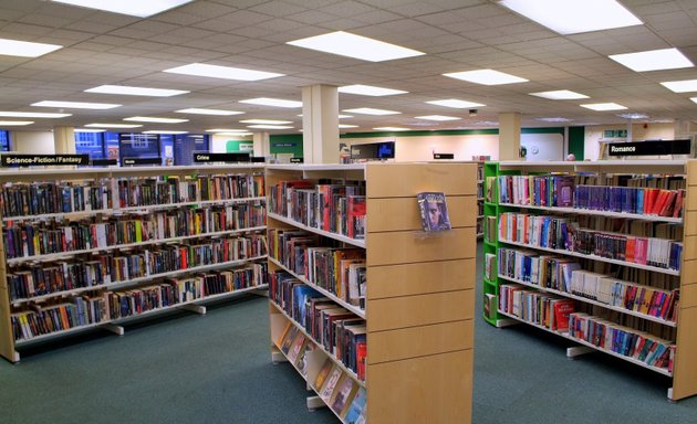 Photo of Headingley Community Hub and Library