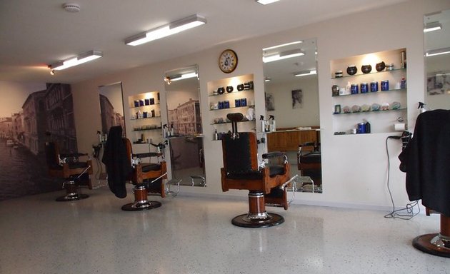 Photo of Da Gianni Barbers