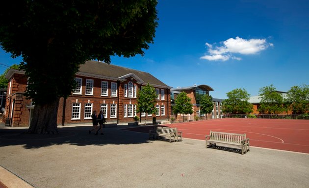 Photo of Alleyn's School