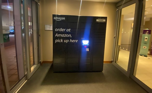 Photo of Amazon Hub Locker - ishaan