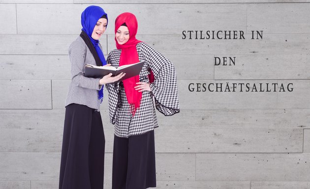 Foto von JUSHA DAMENMODE Gesundbrunnen