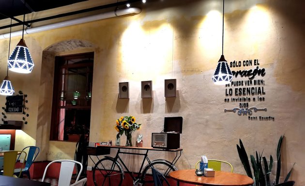 Foto de Cafetería "La Tacita de Plata" Flamingo Histórico