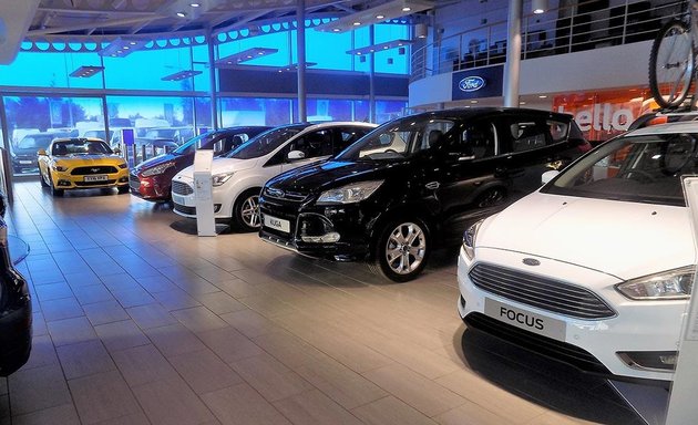 Photo of Ford Transit Centre Hull