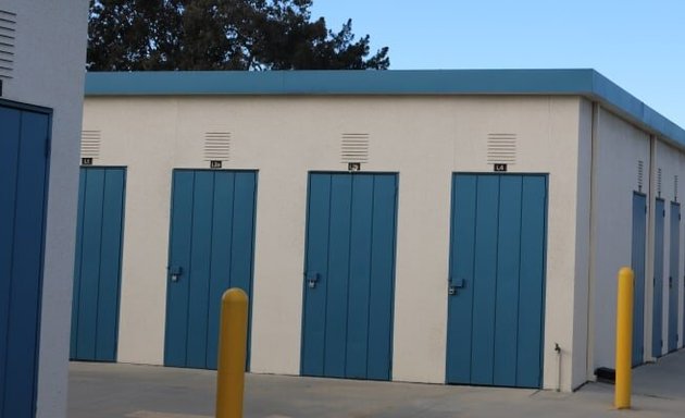 Photo of Golden State Storage - Roscoe