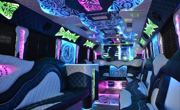 Photo of Chicago Party Bus Company