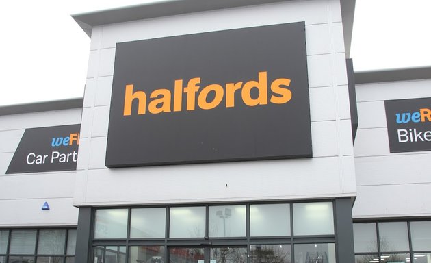 Photo of Halfords - Bristol Bath Rd