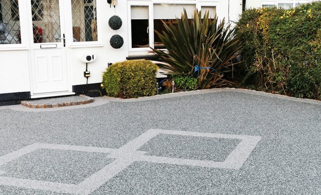 Photo of Resin Driveways
