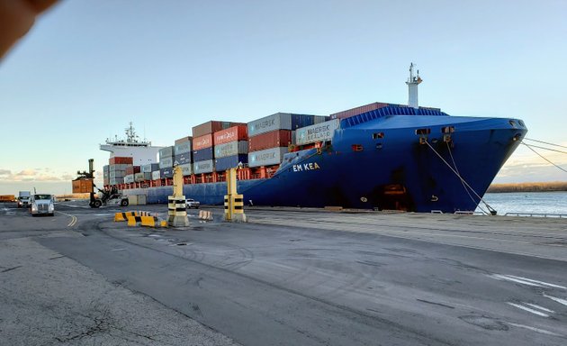 Photo of Montreal Gateway Terminals Partnership