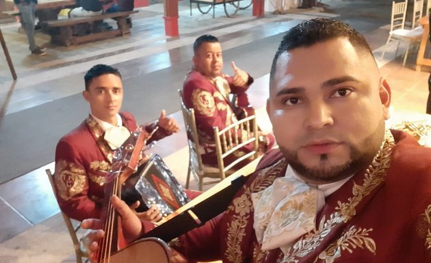 Foto de Mariachi juvenil tico