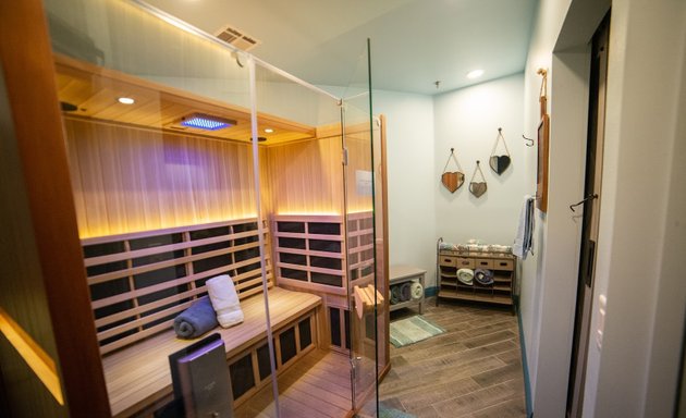 Photo of ALIGNOLOGY Infrared Sauna Las Vegas