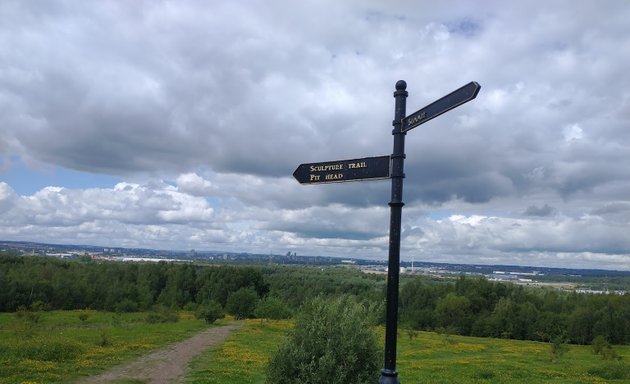 Photo of Rothwell Country Park