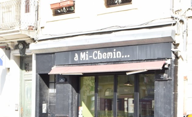 Photo de Restaurant À Mi-Chemin