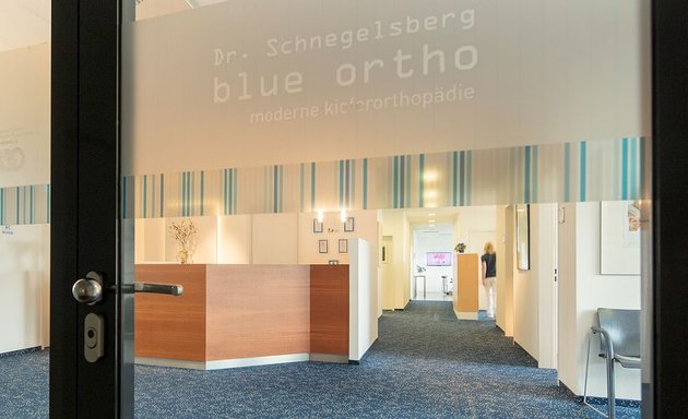 Foto von blue ortho | Fachpraxis für Kieferorthopädie Dr. Schnegelsberg