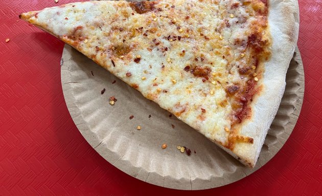 Photo of Rays pizza