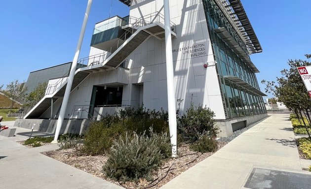 Photo of Life Sciences Building