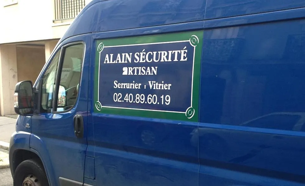 Photo de ALAIN SECURITE, vitrier à Nantes 🔑