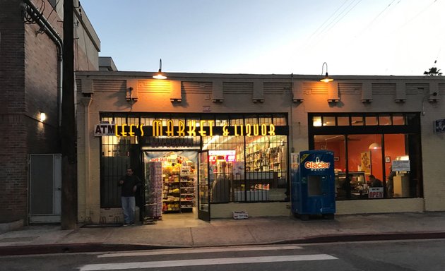 Photo of Lee's Market & Liquor