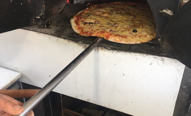 Photo de Camion pizza à l'ancienne 13008