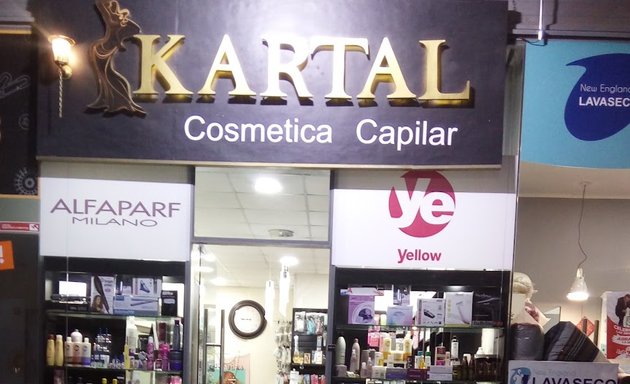 Foto de Kartal Cosmetica Capilar