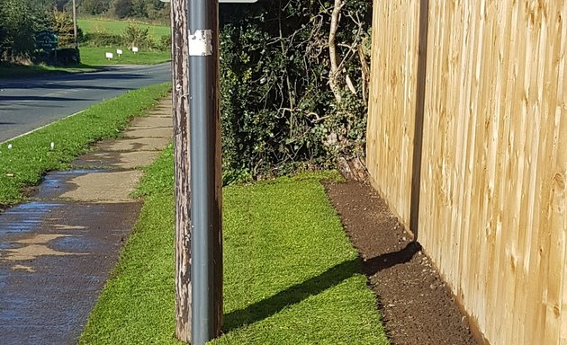 Photo of Nrt gardeners and landscapers