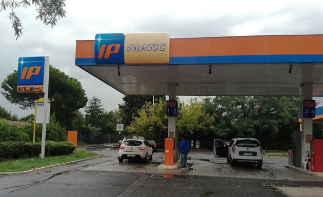 foto Distributore carburanti