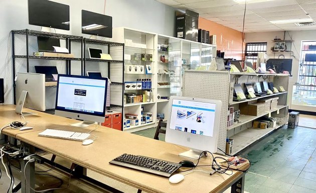Photo of DF Computer Centre