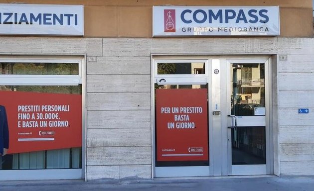 foto Finanziamenti Compass Roma Tuscolana Gruppo Mediobanca