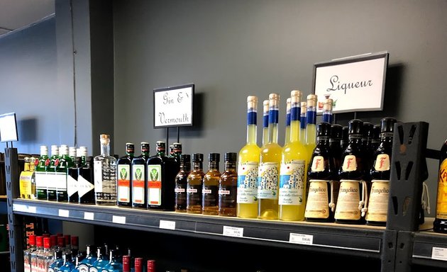 Photo of Lynnwood Liquor Shop