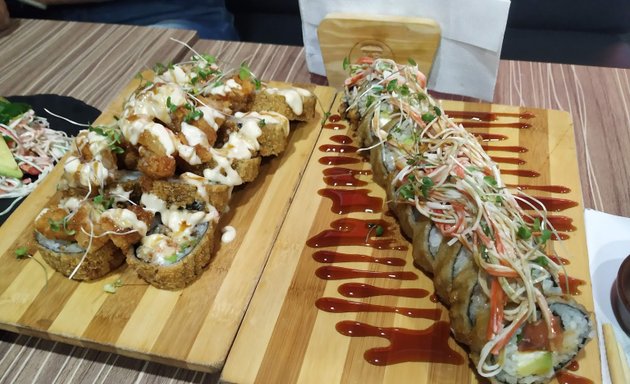 Foto de KamiSushi Restaurant