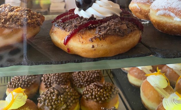 Photo de The French Bakery By The French Donuts