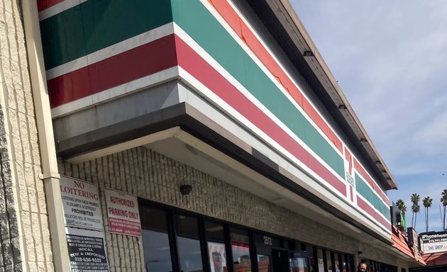 Photo of 7-Eleven