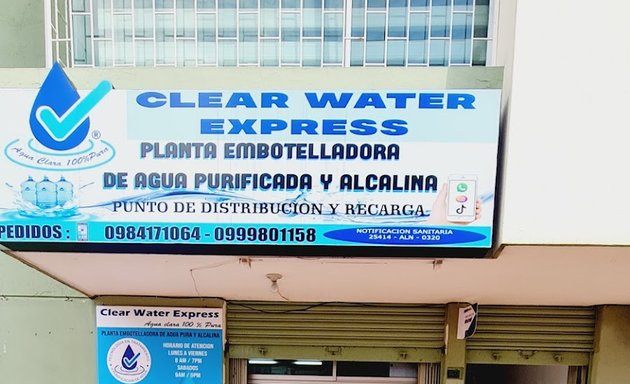 Foto de Clear Water Express