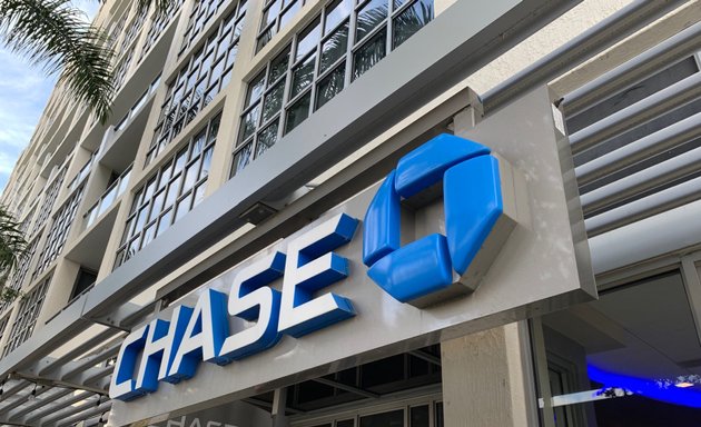 Photo of Chase Bank