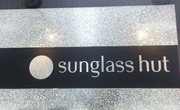 Photo of Sunglass Hut