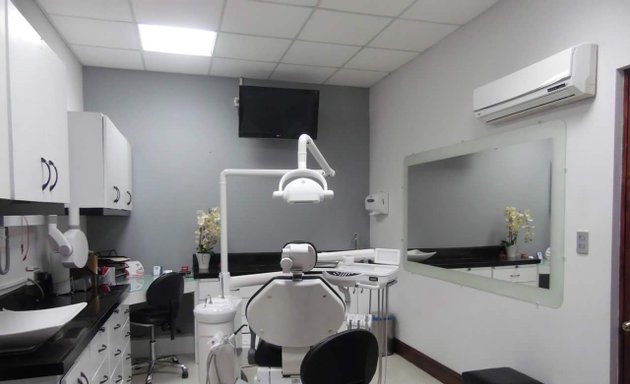 Foto de Clinica Dental, Especialidades Odontológicas La California