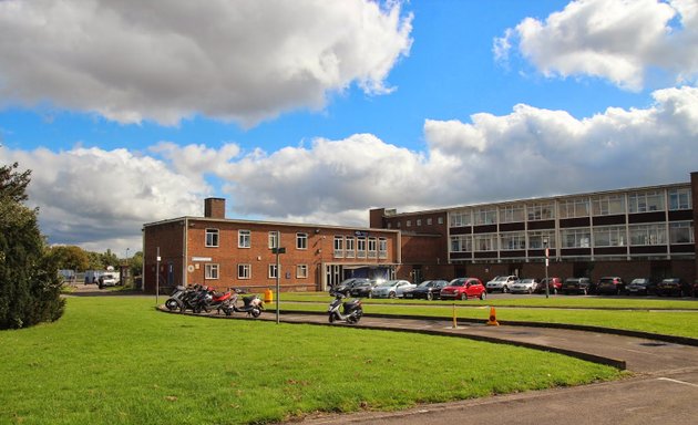 Photo of West Thames College - Skills Centre