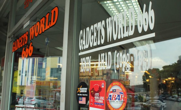 Photo of Gadgets World 666 Taman Kota Cheras ’37